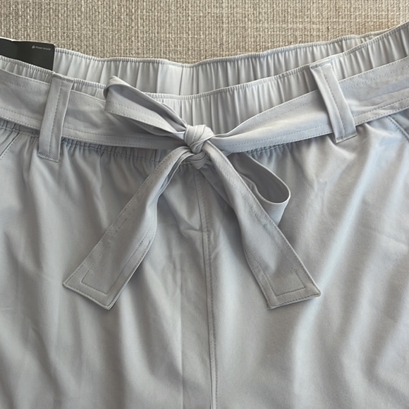 Eddie Bauer womens high rise short size large - Picture 3 of 7